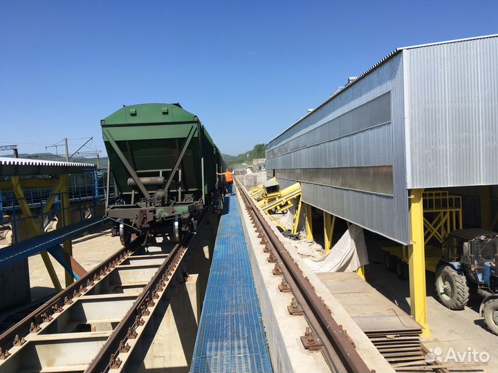 Железнодорожный перегрузочный терминал