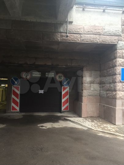 Машиноместо, 16 м²