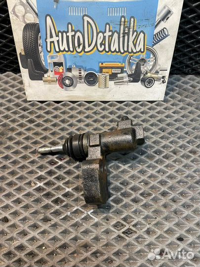 Цилиндр сцепления рабочий Nissan Primera P12