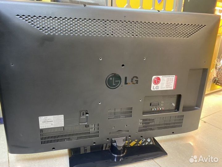 42 Телевизор LG 42LS3400 (106 см)