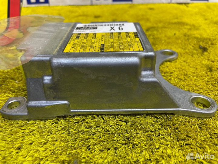 Блок управления airbag передний Toyota Corolla