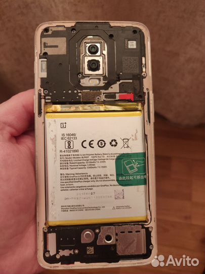 OnePlus 6, 8/128 ГБ