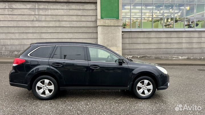 Subaru Outback 2.5 CVT, 2011, 268 247 км