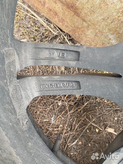 Triangle Sports TH201 225/40 R19 и 255/35 R19