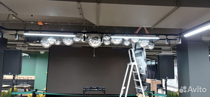 Монтаж звукового оборудования в кафе, ресторанах