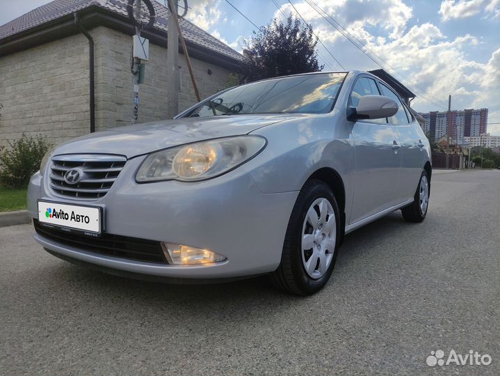 Hyundai Elantra 1.6 AT, 2010, 310 000 км