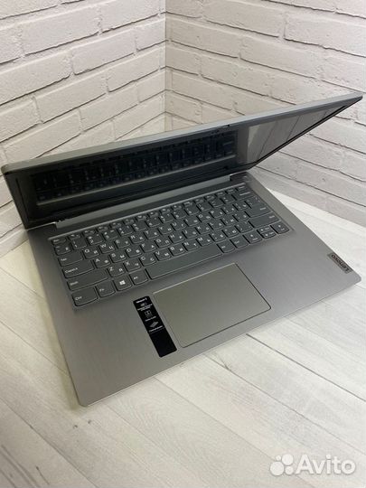 Lenovo ideapad 3
