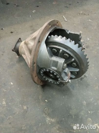 Продам редуктор