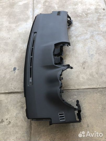 Toyota Corolla e150 торпедо