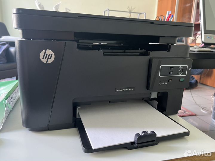 Принтер HP Laserjet Pro MFP M125r