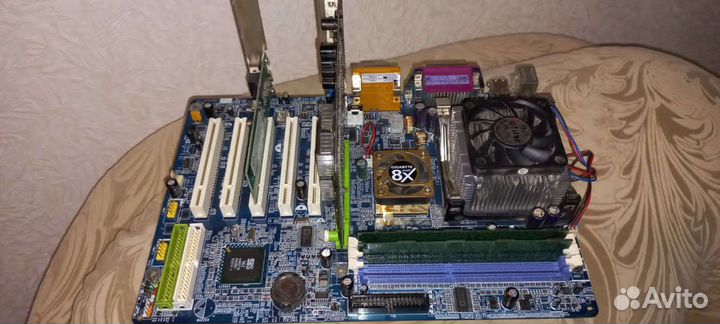 Материнская плата