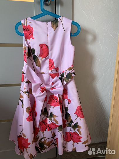 Платье праздничное 128