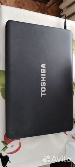 Ноутбук toshiba