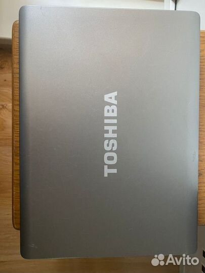 Ноутбук toshiba