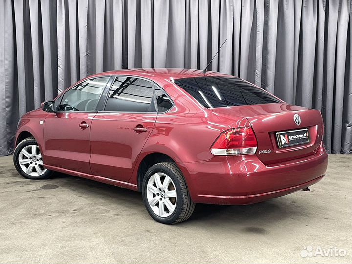 Volkswagen Polo 1.6 AT, 2011, 180 000 км