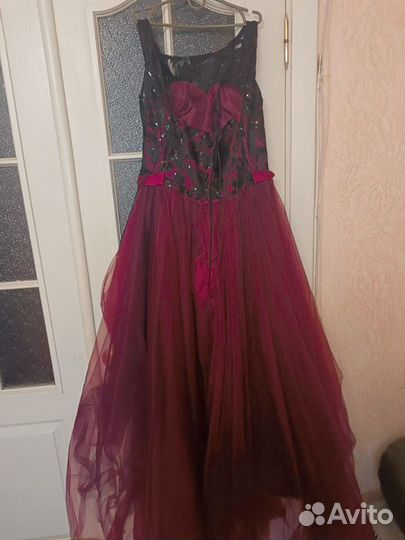 Платье на выпускной 46