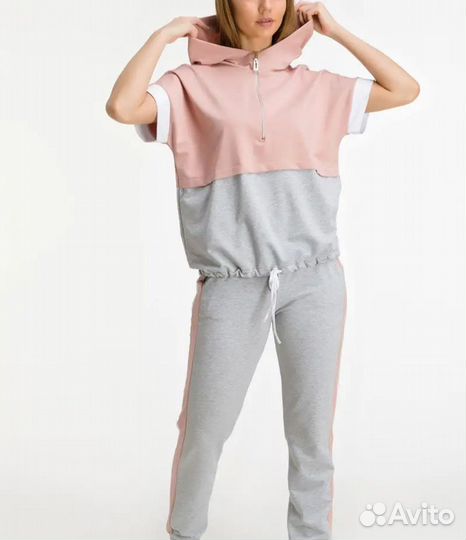 Спортивный костюм женский новый