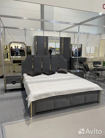 Спальный гарнитур николь