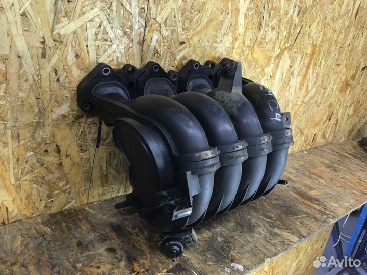 Коллектор впускной Peugeot 307 Citroen C4 1.6 TU5J