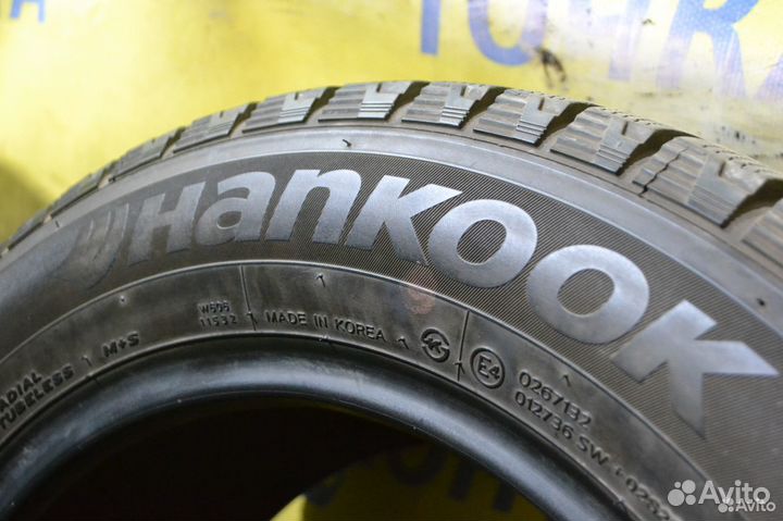 Hankook Winter I'Cept IZ W606 215/60 R16