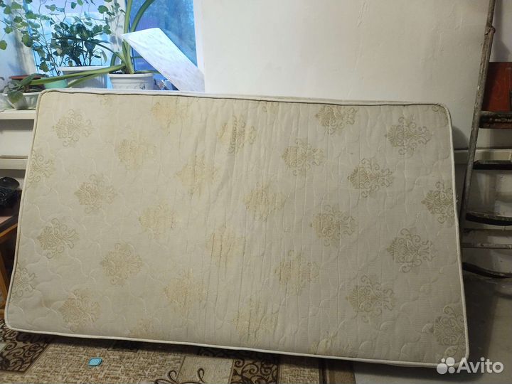 Матрас 160х200 бу