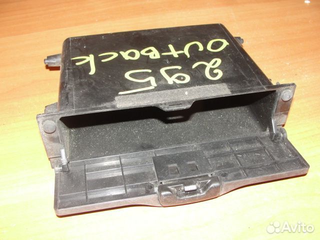 Центральный карман Subaru outback B12 01г