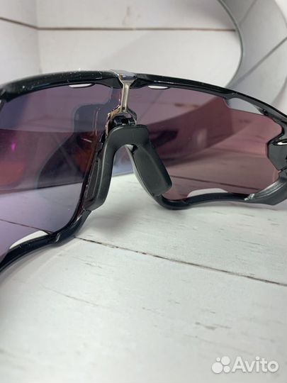 Солнцезащитные очки Oakley Jawbreaker