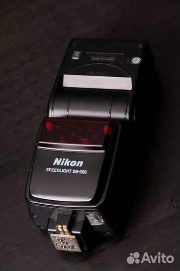 Фотовспышка Nikon Speedlight SB-600 бу