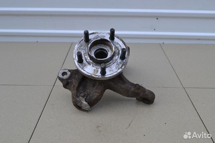 Поворотный кулак передний левый Ford Mondeo 4 (200