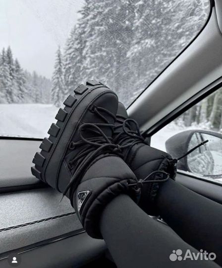 Сапоги дутики prada moon boots