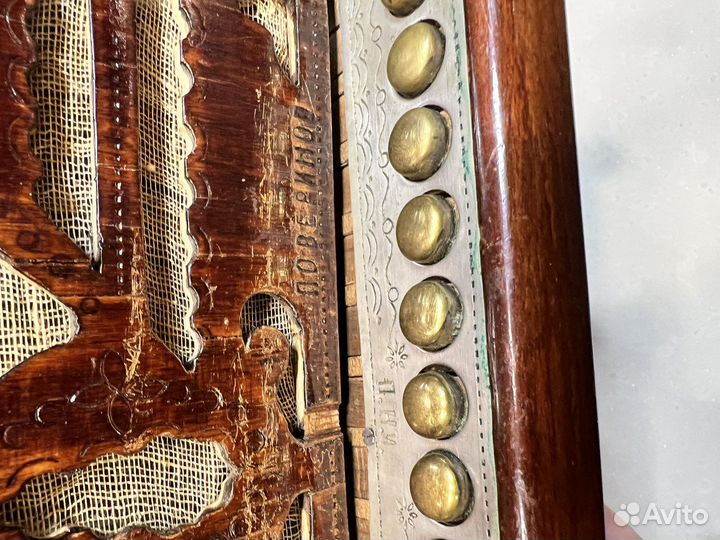 Саратовская гармонь мастера Поверинова Н.И