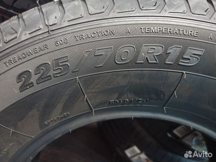 Royal Black Royal Eco 225/70 R15 100H