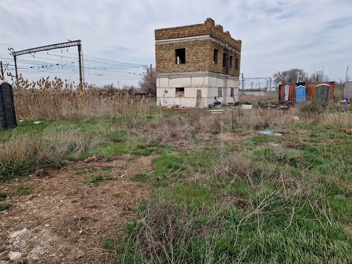 Участок 1,05 га (промназначения)