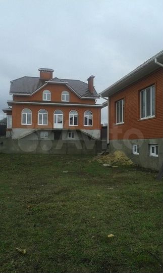 Дом 298 м² на участке 29 сот.