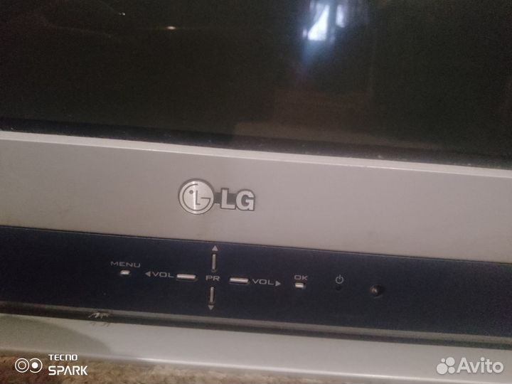 Продам телевизор LG. Диагональ 50-51 см