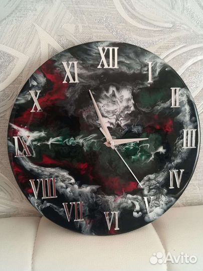 Часы из эпоксидной смолы