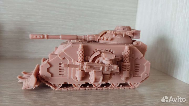 Боевой танк Deimos Pattern Predator. Warhammer
