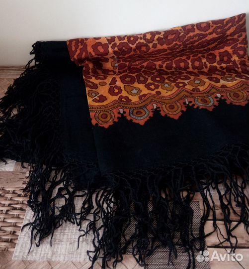 Павлопосадский платок-шаль, шерсть, 140х140 см