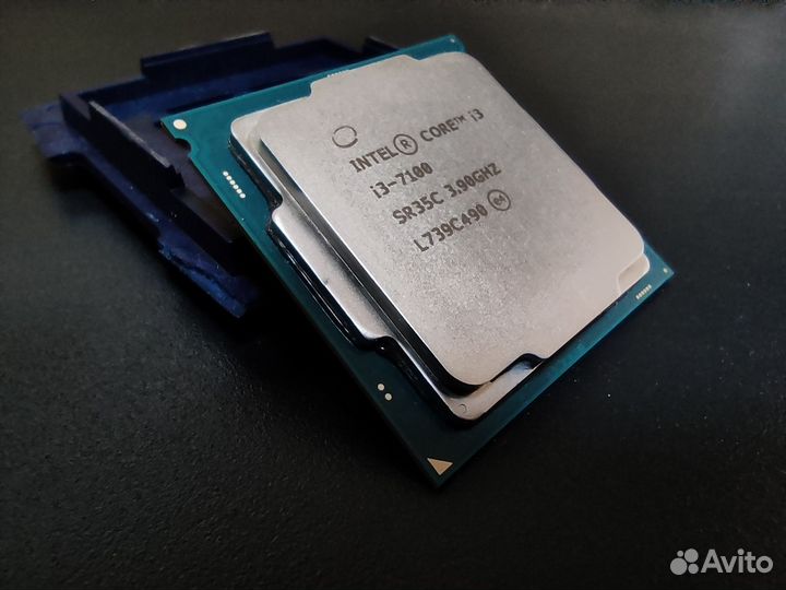 Процессор intel core i3 7100