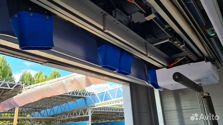 Робот автомойка