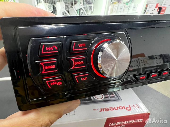 Магнитола Pioneer с bluetooth