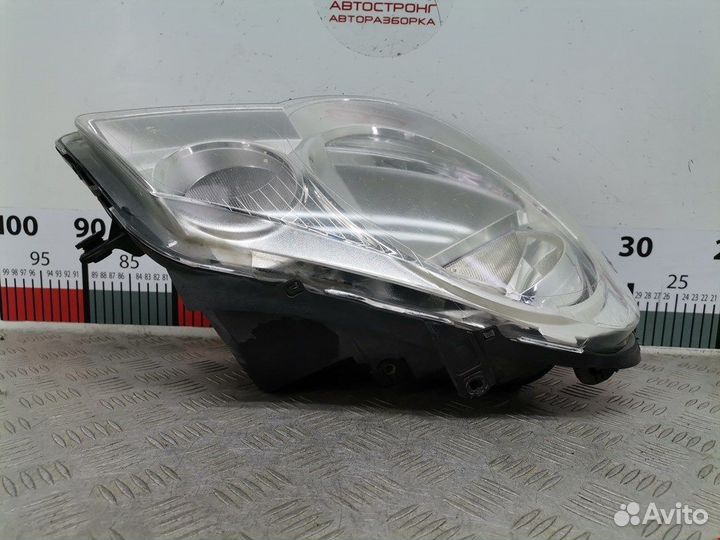 Фара передняя для Volkswagen Polo 4 6Q1941008AT