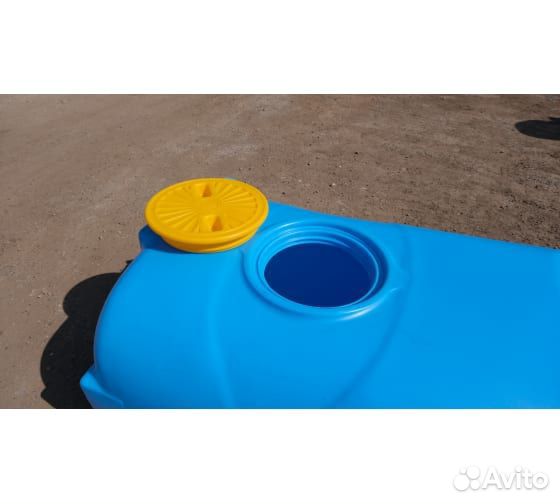 Емкость для воды пластиковая
