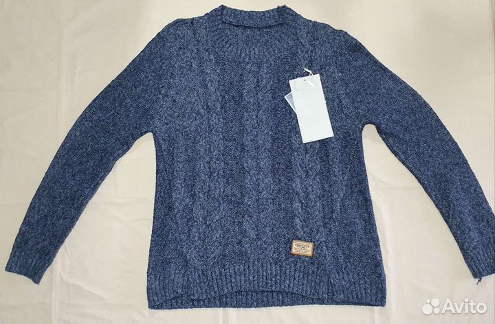 Свитер женский новый