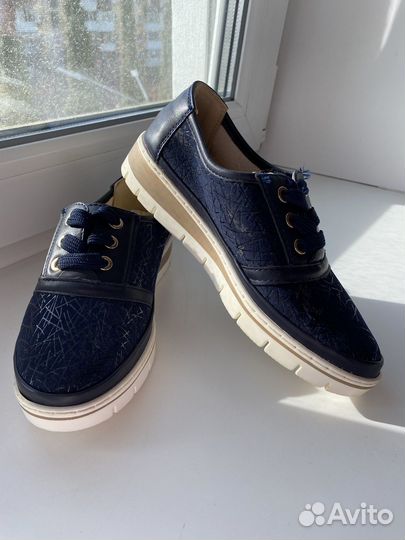 Полуботинки женские 36 размер