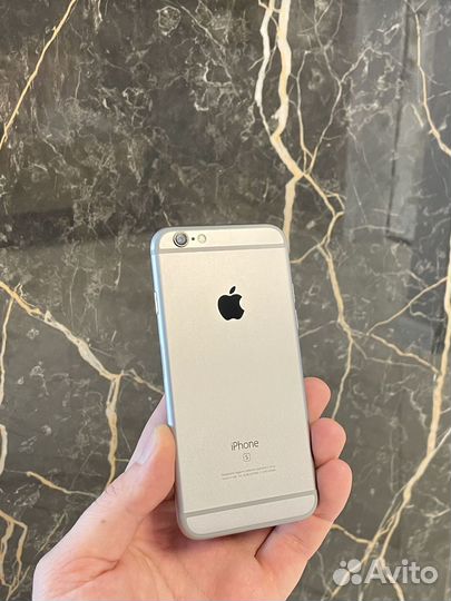 iPhone 6S, 64 ГБ
