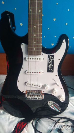 Гитара Stratocaster Rocket Комплект)