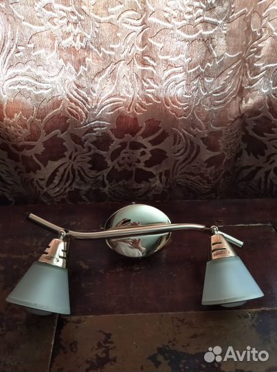 Светильник настенный