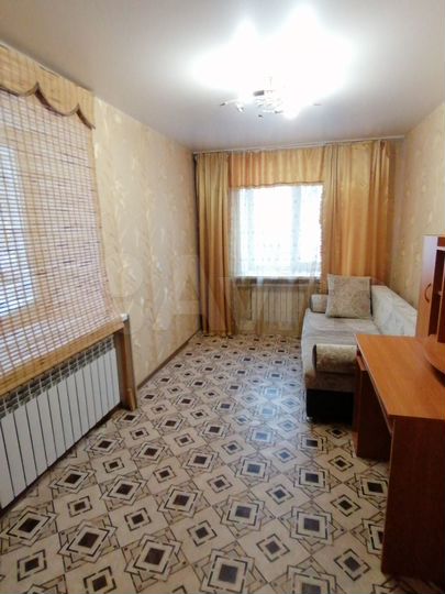 2-к. квартира, 42 м², 1/5 эт.