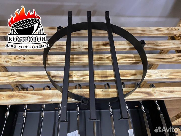 Тренога - подставка для казана 8 и 10 л. разборная